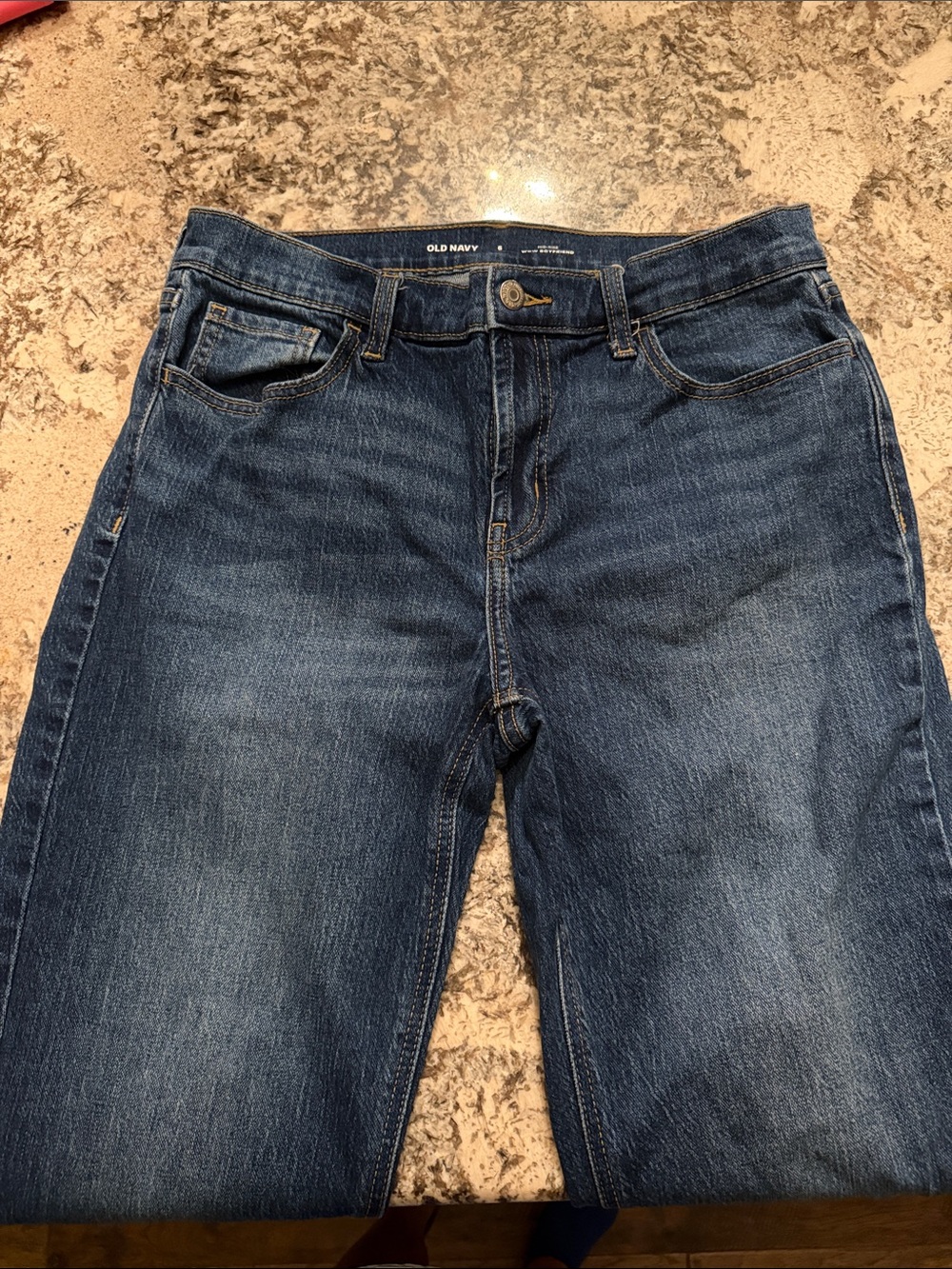 Old Navy Women’s Wow Boyfriend Straight-Leg Jeans - 6 Tall